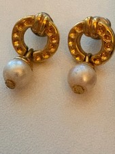 Vintage Napier Gold Tone Door Knocker Earrings Faux Pearl Dangle Drop Signed picture
