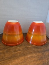 PYREX - 4 pc. Orange - Red Ombre FLAMEGLO Mixing Nesting Bowls (2) 401 (2) 402 picture