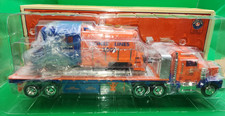 Lionel TMT-18416 LT-702 Lionel Lines Flatbed Toy Trucks w/1Diesel Locomotive NIB picture