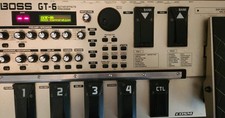 BOSS GT-6 MULTI EFFECTS PROCESSOR WITH ORIGINAL POWER SUPPLY picture