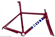 A-D Superleicht Carbon Limited ISP 50cm carbon frameset BB30 road QR rim  Di2 picture