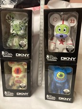 4 Qee Bear Set Vinyl Figure (8” 2005) – Baseman Kozik Biskup Horvath x Toy2R  picture