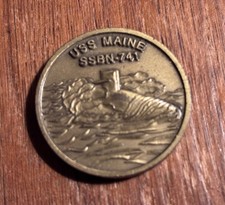 US Navy USS Maine SSBN-741 Submarine Challenge Coin; From Commander Circa 1995 picture