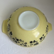 Vintage Pyrex Yellow Black White Gooseberry Bowl Set of (3) # 444,442,441 *READ picture
