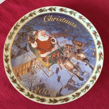 Vintage Avon 2003 Christmas Plate Santa “Coming To Town” Collector 22K Gold Trim picture