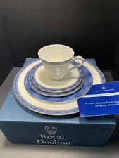 Royal Doulton Atlanta - 5pc Setting In Original box picture