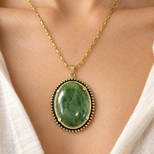 Vintage Green Jade Oval Cabochon Pendant Necklace Gold Tone picture