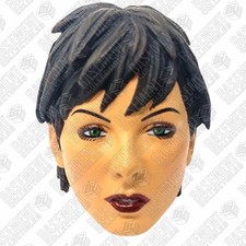 Mezco One:12 Catwoman - Unmasked Selina Kyle Head Sculpt 1:12 Scale Fodder picture