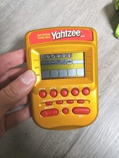 Hasbro 2002 Vintage Yahtzee Handheld Pocket Electronic Game Gold Tested picture