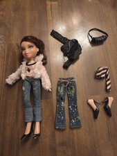 Bratz Twiins Twins Roxxi & Phoebe Doll Set 2004 – First Edition MGA Incomplete  picture