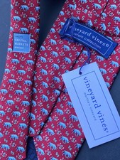 NWT New Vineyard Vines Custom Fidelity Capital Markets Bull Print Red Silk Tie picture