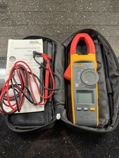Fluke 374 FC TRUE RMS Clamp Meter WITH FLUKE LEADS AND CASE NICE  picture