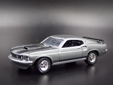 1969 69 FORD MUSTANG BOSS 429 FASTBACK 1/64 SCALE COLLECTIBLE DIECAST MODEL CAR picture