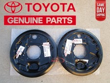 02 - 06 TOYOTA TUNDRA REAR LEFT + RIGHT SIDE DRUM BRAKE BACKING PLATE OEM NEW picture