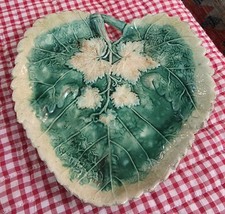19th Century Antique Majolica Ceramic Leaf Shape Plate Dish Green/white picture