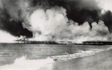 PIER ON FIRE REAL PHOTO POSTCARD ATLANTIC CITY NJ NEW JERSEY 1949 RPPC picture