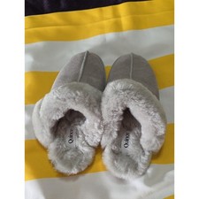 Quince Women's Faux-Fur Slippers in Light Gray picture