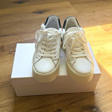 Vince women’s white sneakers shoes size 8 $295 picture
