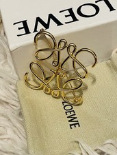 Loewe Vintage Golden Anagram Brooch Pin Stainless Steel Gold/giftbox picture