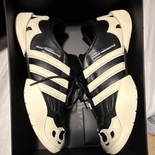 Yohji Yamamoto adidas Y-3 Men’s Black/White Colorblock Low Top Lace-Up Sneaker picture