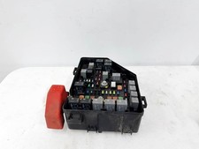 2013-2014 Chevrolet Traverse Engine Fuse Box W/o Tow Package OEM picture