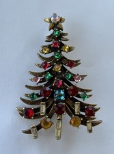 Vtg Hollycraft Goldtone Christmas Tree Brooch With Multi Colored Rhinestones picture