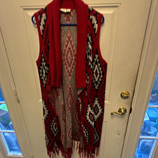 Cato Women’s Plus 18/20W Knit Open Sweater Vest Geometric Fringe Red picture