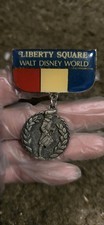Vintage 1976 Liberty Square Walt Disney World Fife & Drum Corp Medal Pin Badge picture