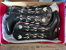 Justin Women's Black Cowhide Western Boots Snip Toe US Size 6 Style VN4455 picture