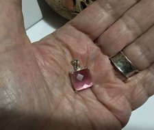 VTG 925 Sterling Silver Faceted Rose Quartz Solitaire Pendant EUC 2.9g Pretty picture