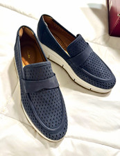Clarks Unisex Suede Perforated Slip-On Loafers Round Toe Blue/White 9.5 picture