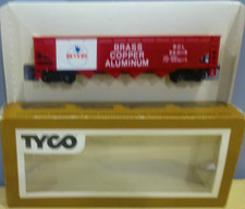 TYCO 366-B HO Scale Hopper Car Billboard Revere, Red & White NEW IN ORIGINAL Box picture
