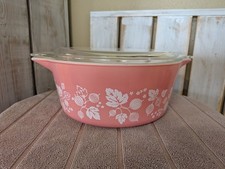 Pyrex Pink Gooseberry 475 Casserole Dish w/Lid picture