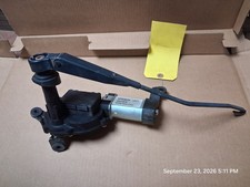 2007-2009 Chevrolet Equinox Rear Trunk Tailgate Wiper Motor OEM 25847876 picture