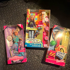 Mattel Barbie Lot of 3 11