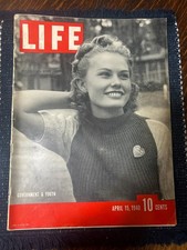 Vintage April 15, 1940 LIFE Magazine - WWII - Government & Youth picture
