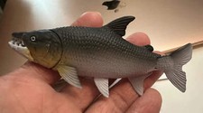 Africa Goliath Tigerfish Tiger Fish PVC Action Figure Model with Joints A picture