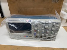 Tektronix MSO 2024 200MHz 4 Channel Mixed Signal Oscilloscope -- NEW picture
