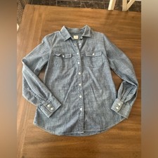 J. Crew The Perfect Denim Shirt Size Small picture