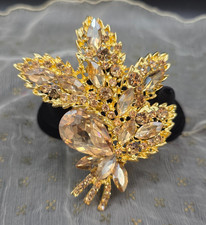 Vintage Champagne Topaz Colored Rhinestone Gold Tone Brooch picture
