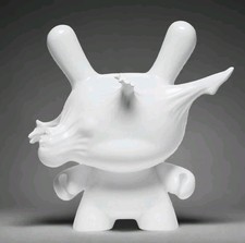 Kidrobot Breaking Free Resin Artist Figure 8