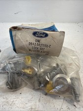 NOS OEM Ford D9AZ-5422050-C Lock Cylinder Key Set 1980-82 Cougar 79-82 LTD Crown picture