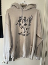 LOT - Bowery Clothing large beige hoodie and a Hollister fleece in large white picture