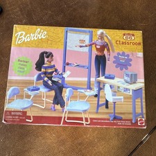 2001 Mattel Barbie School Theme Classroom Doll Playset w/ Doll & Accessories picture