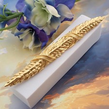 Vintage Karl Lagerfeld KL Matte Gold Tone Wheat Bar Pin Brooch picture
