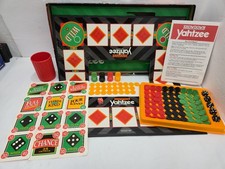 Vintage Showdown Yahtzee Dice Board Game Milton Bradley Complete picture