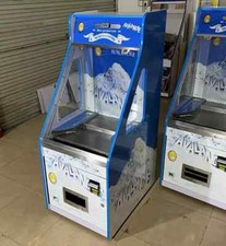 NEW Coin Pusher Machine Arcade w/ Bill Changer Avalanche  Vending  picture