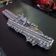 1/2000 USS Midway CV-41 Aircraft Carrier Gulf War Configuration Finished Model picture