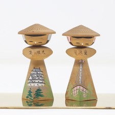 Vintage Japanese Kokeshi Doll Pair Wooden Osaka Castle Tsutenkaku Tower 3.5