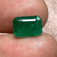 IGI Certified 2.14cts Emerald Faceted Octagon, 10.22*7.04*3.32mm  Zambia Natural picture